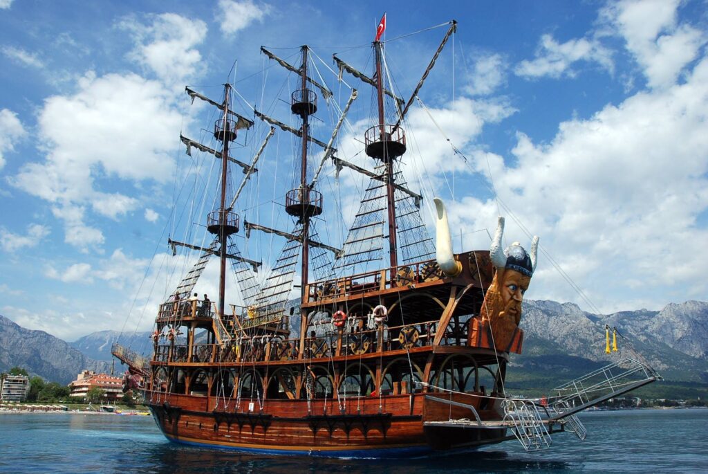 pirateboattourantalya